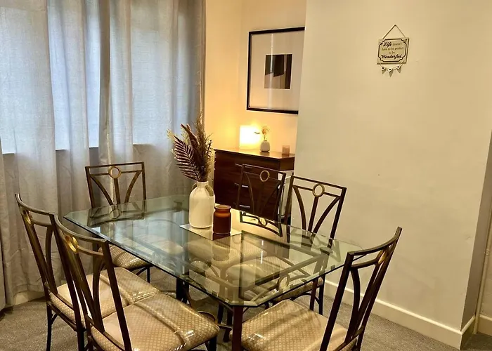 4 Bedroom Terrace House