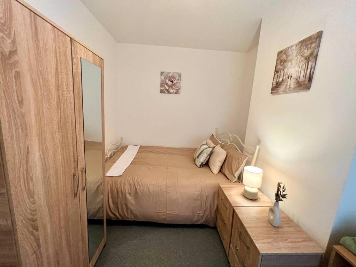 4 Bedroom Terrace House Holiday home