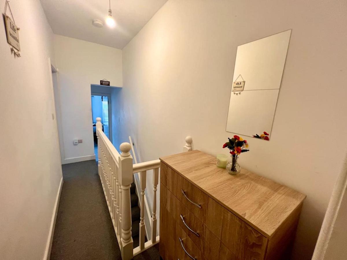 Holiday home 4 Bedroom Terrace House *