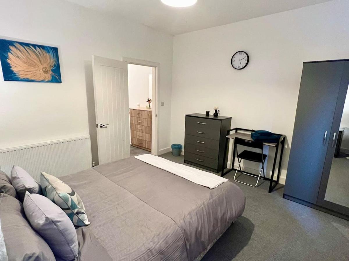 Holiday home 4 Bedroom Terrace House *